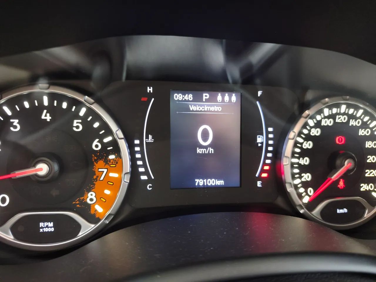 Jeep Renegade Sport 1.8 4x2 Flex 16V Aut., foto 6 de 11