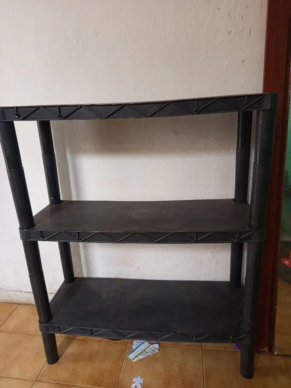 Prateleira de plástico