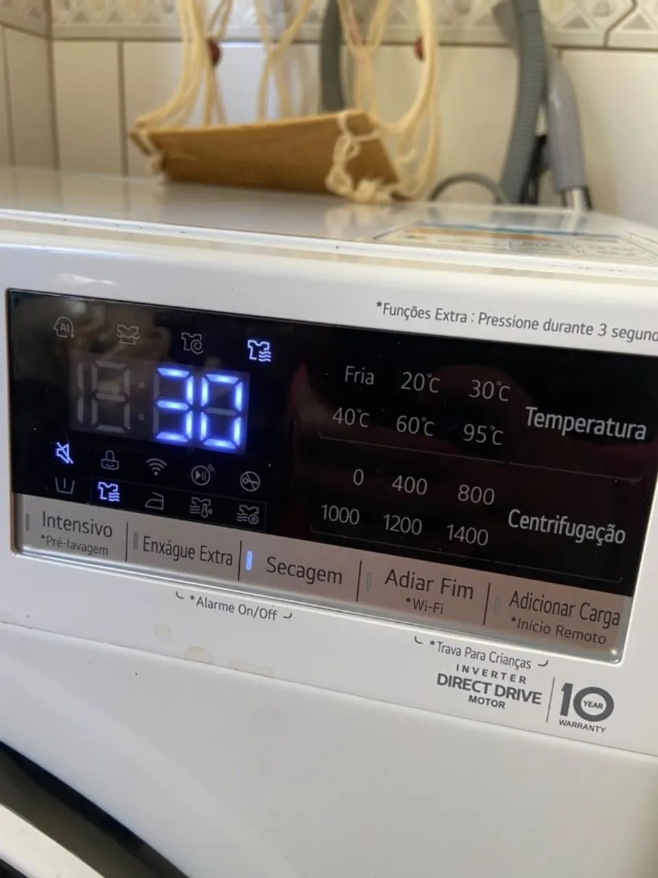 Lava e seca LG Smart VC4 12kg branca, com inteligência artificial - Foto 4