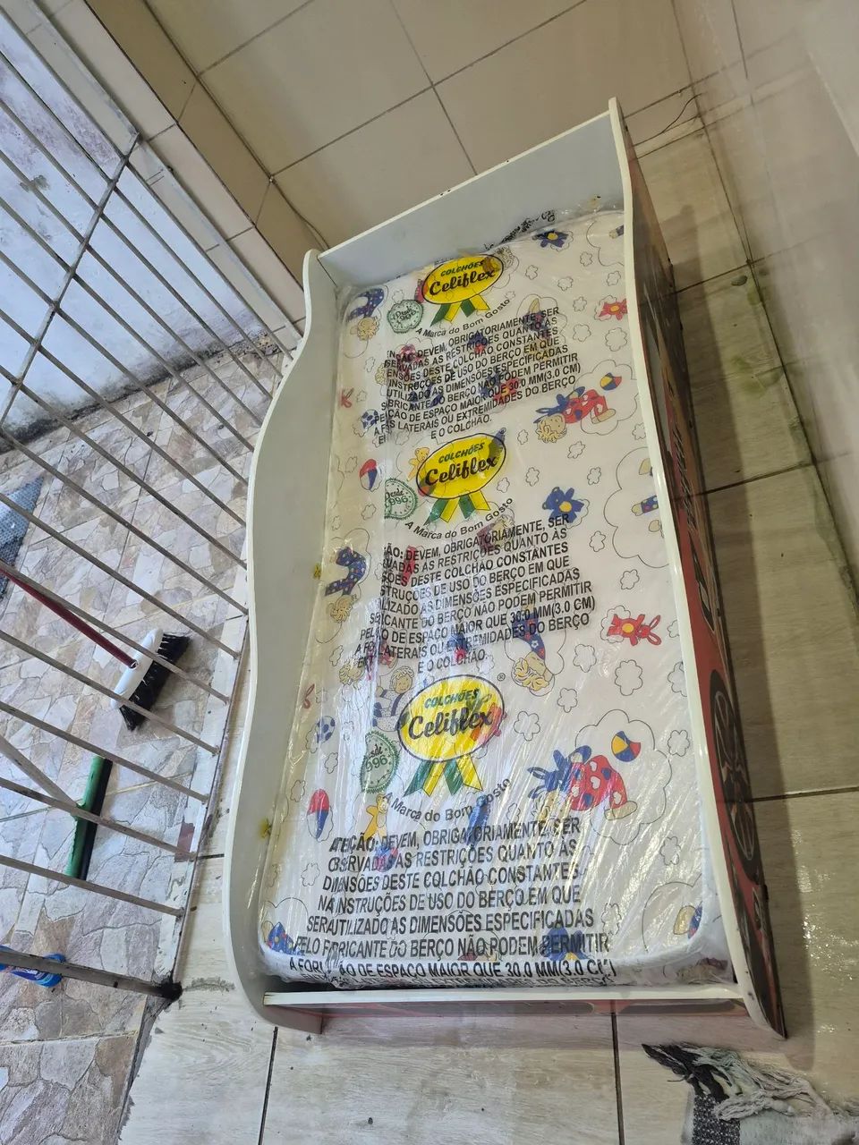 Cama temática de carro para crianças - Foto 4