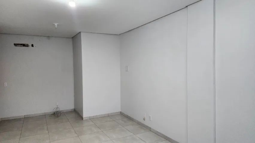Sala Comercial, com 27mts, na Quadra 806 sul, Palmas-TO