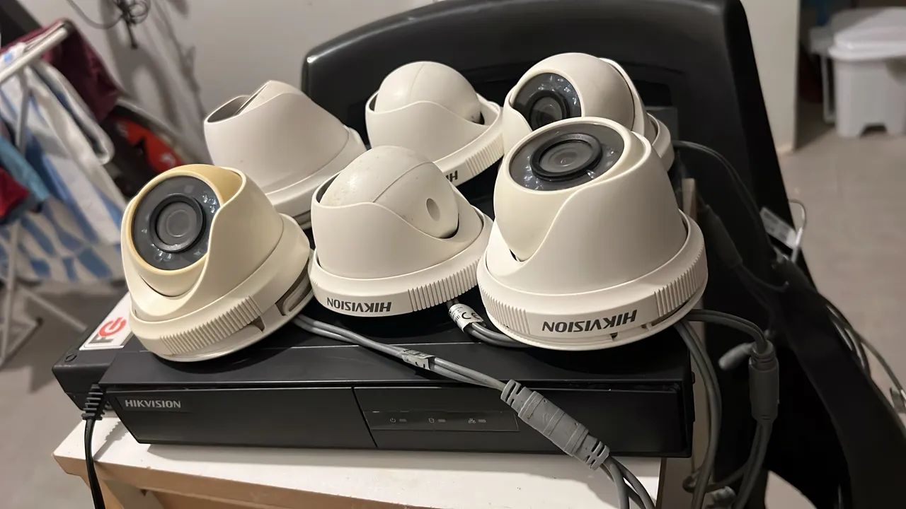 Kit Câmeras hikvision 