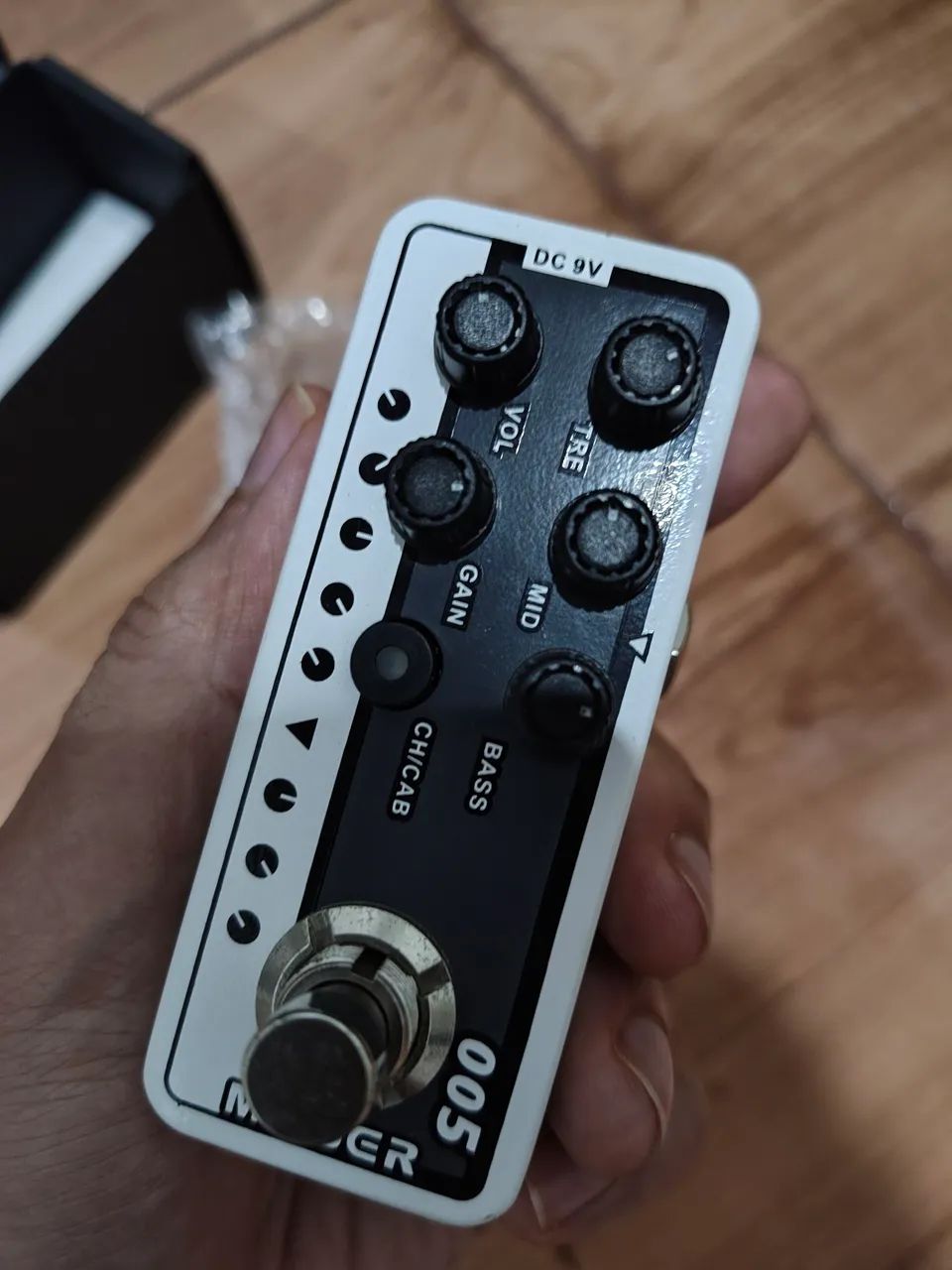 Preamp mooer Brown sound 3 005