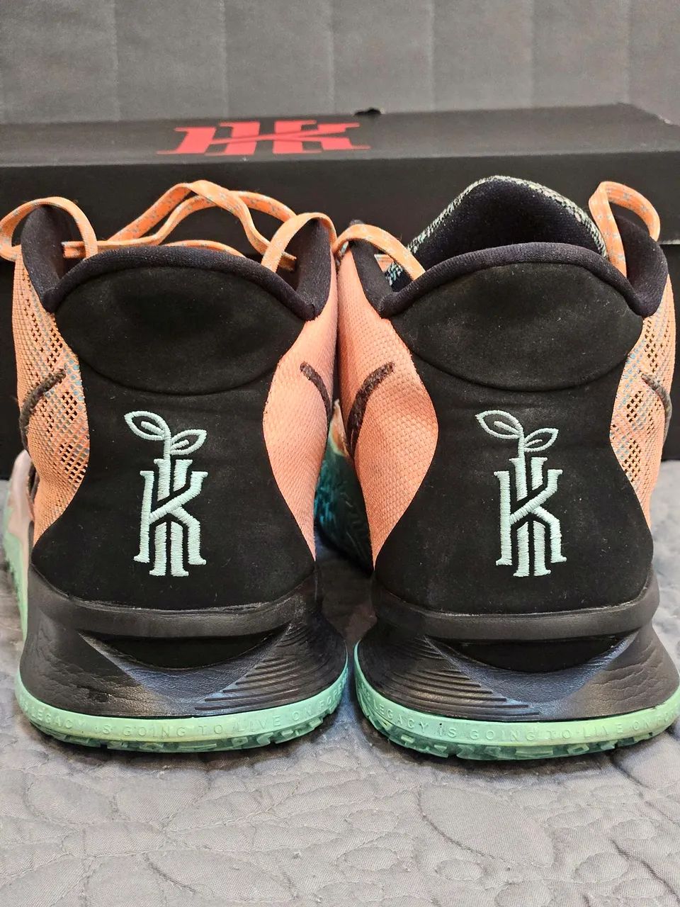 Kyrie 7 Play for the Future BR46 em bom estado - Foto 3