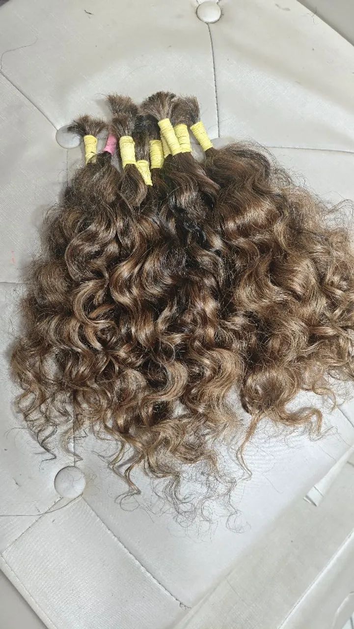 Cabelo brasileiro cacheado natural 