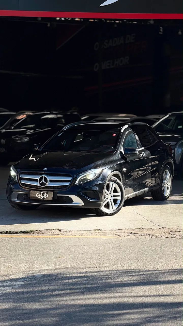 Mercedes-Benz GLA 250 Vision 2.0 TB 16V 211cv Aut. 2015