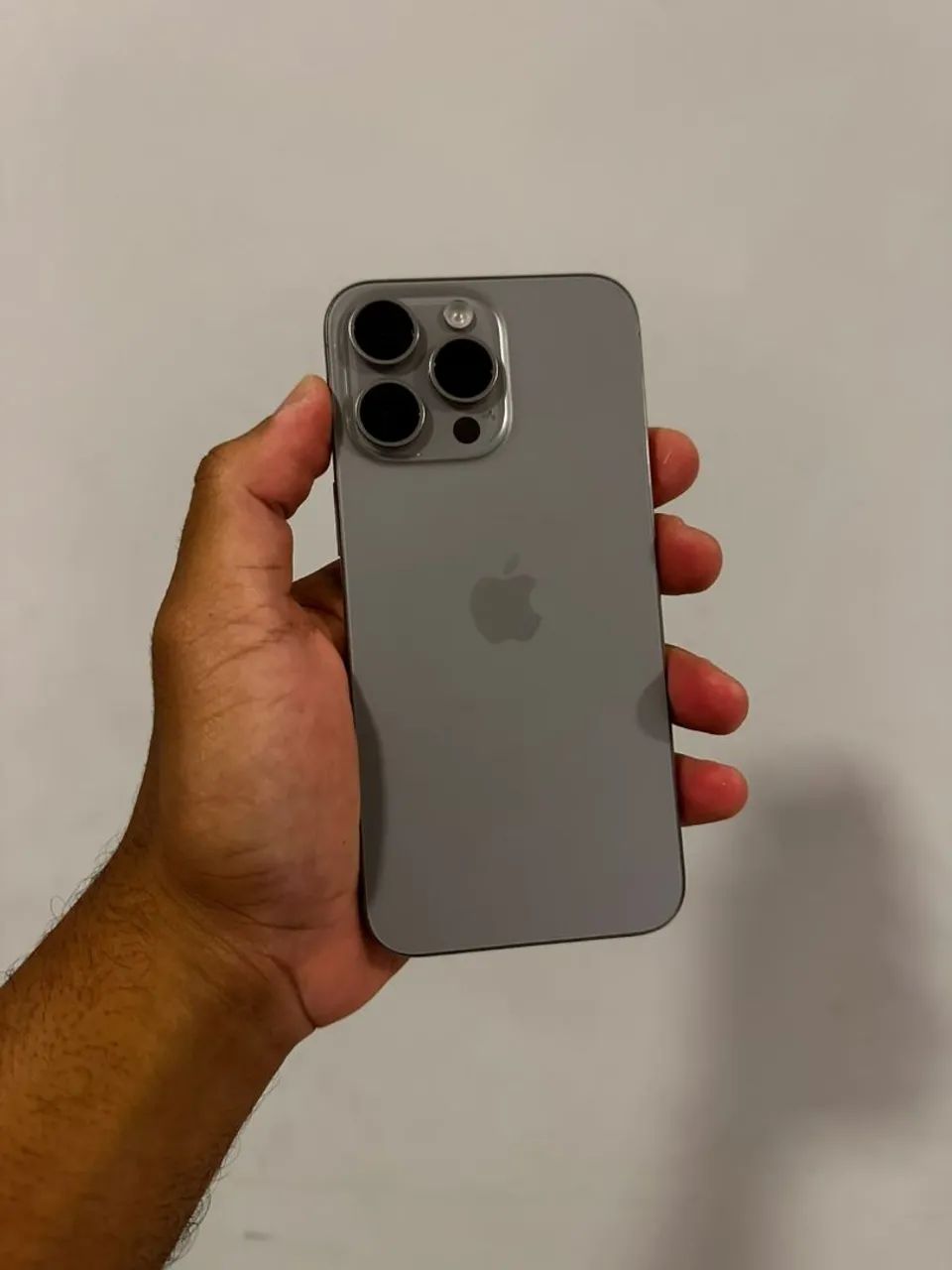 IPhone 15 Pro Max - 256gb - Foto 4