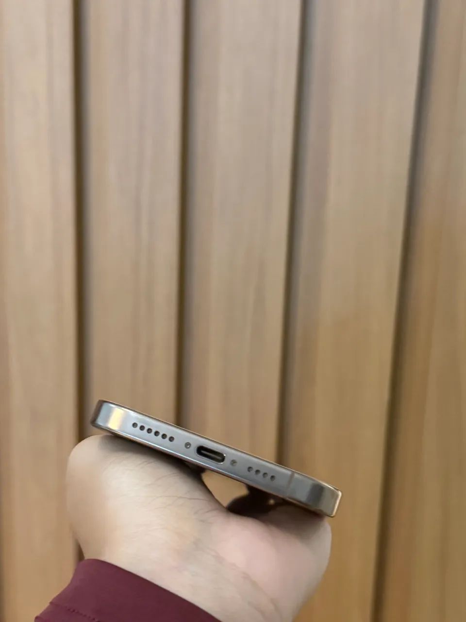 iPhone 16 pro Max dourado  - Foto 2