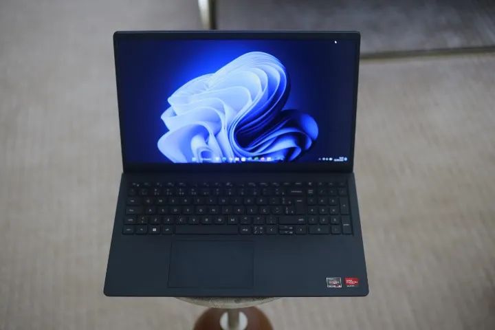 Notebook Dell Ryzen 5 7520U 8GB RAM SSD Tela 15,6 - Foto 3