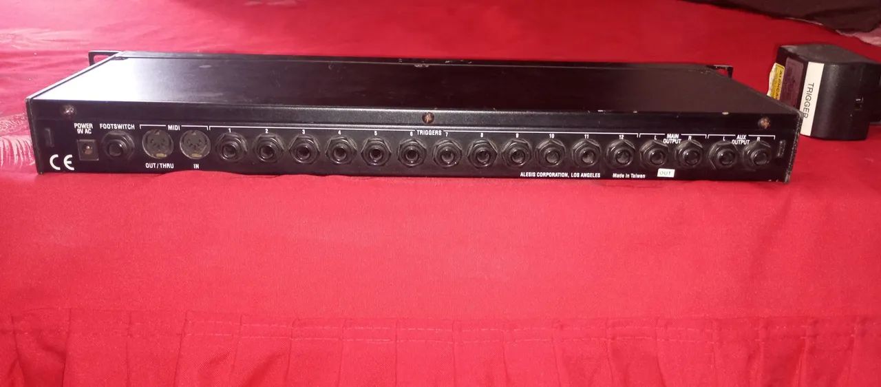 Módulo de bateria eletrônica Alesis DM5 - Foto 2