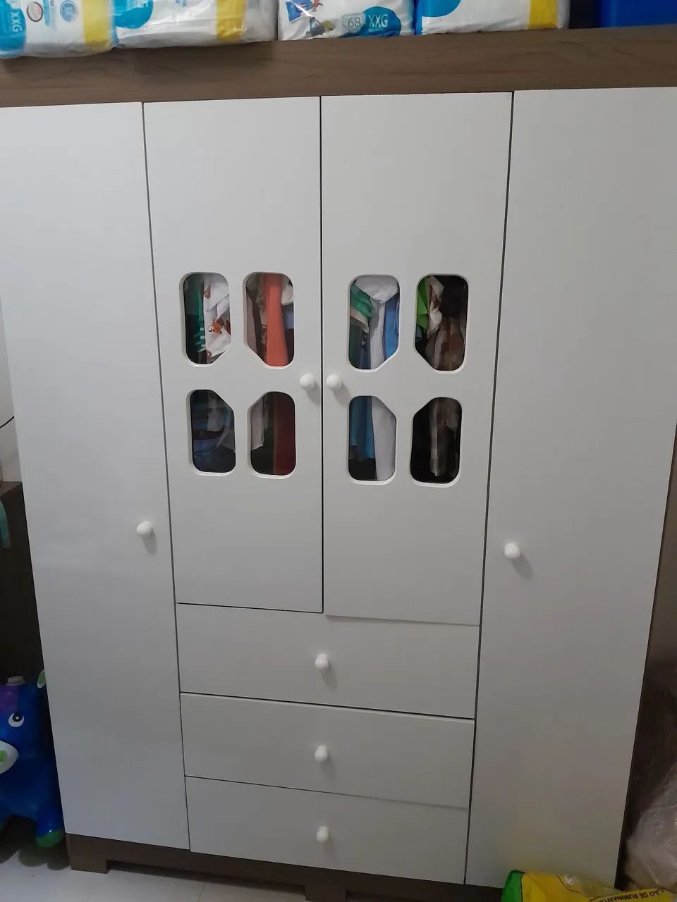 Vendo guarda roupa infantil 06 meses de uso, supernovo 