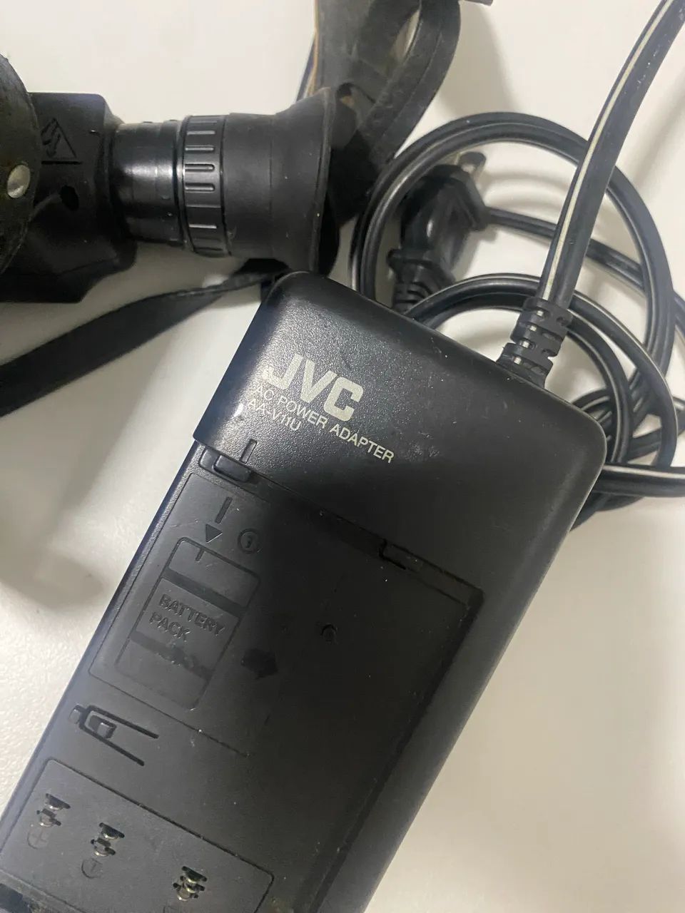     CÂMERA VHS JVC GR-AX26U - Foto 2