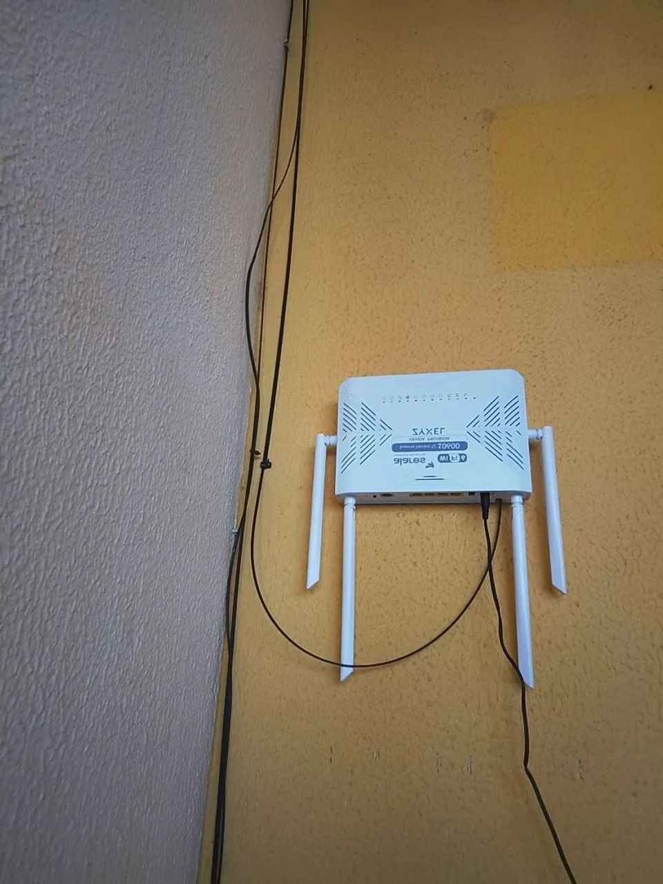 Roteador 4 antenas