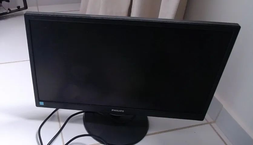 Monitor Philipes 23' usando bom. - Foto 3