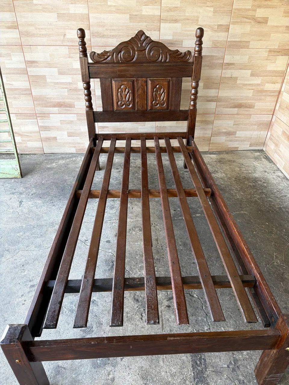 Cama solteiro 