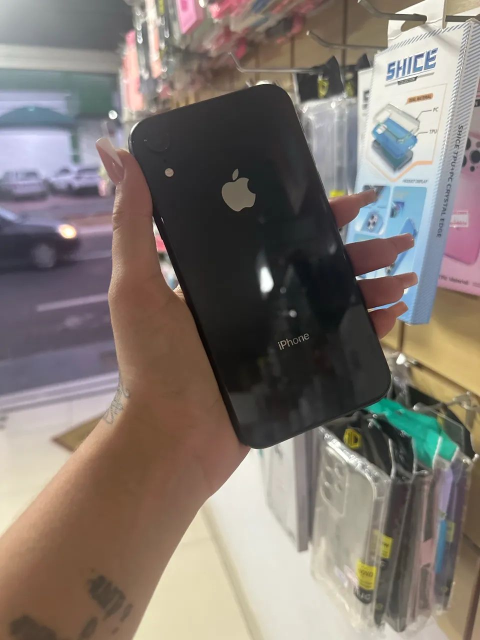 IPHONE XR  - Foto 2