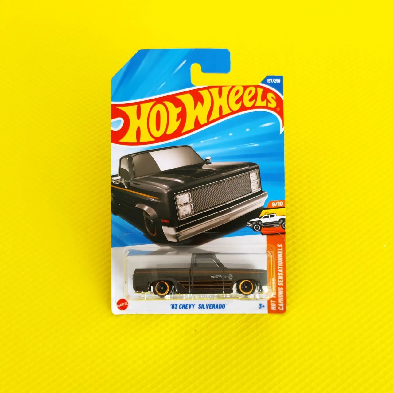 1x Hot Wheels '83 Chevy Silverado - HW Hot Trucks (9/10) - Código