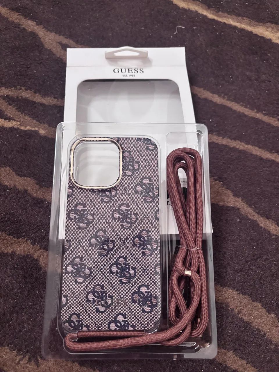Capa para IPhone Guess !!! - Foto 3