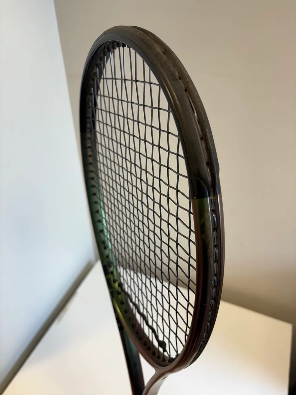 Raquete Wilson Blade 98 V8 (18x20) - L2 - Controle Profissional
