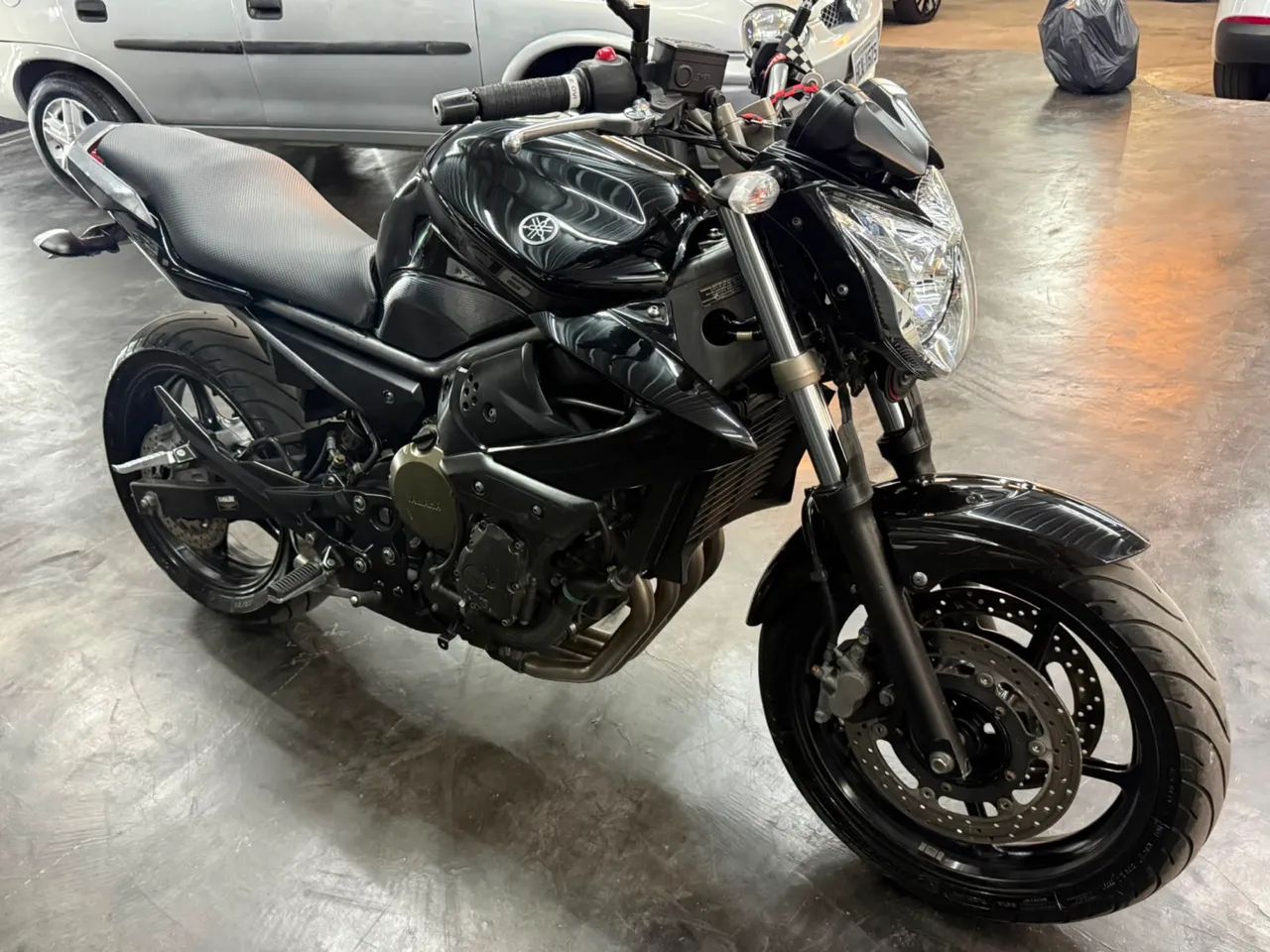 XJ6 600cc 2010 - Foto 4