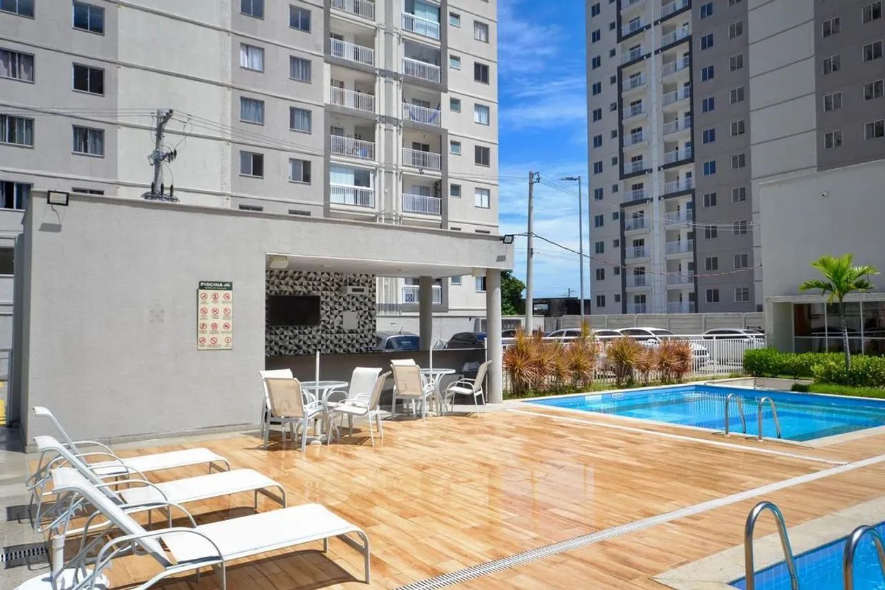 Conceito Nova Iguaçu, 2 quartos com vaga, andar alto. Móveis, piso laminado.