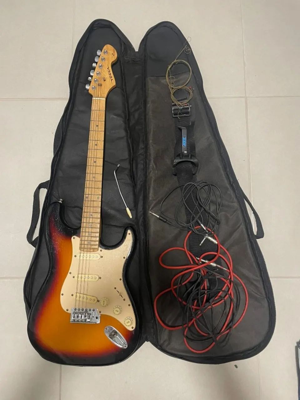 Guitarra - Foto 3