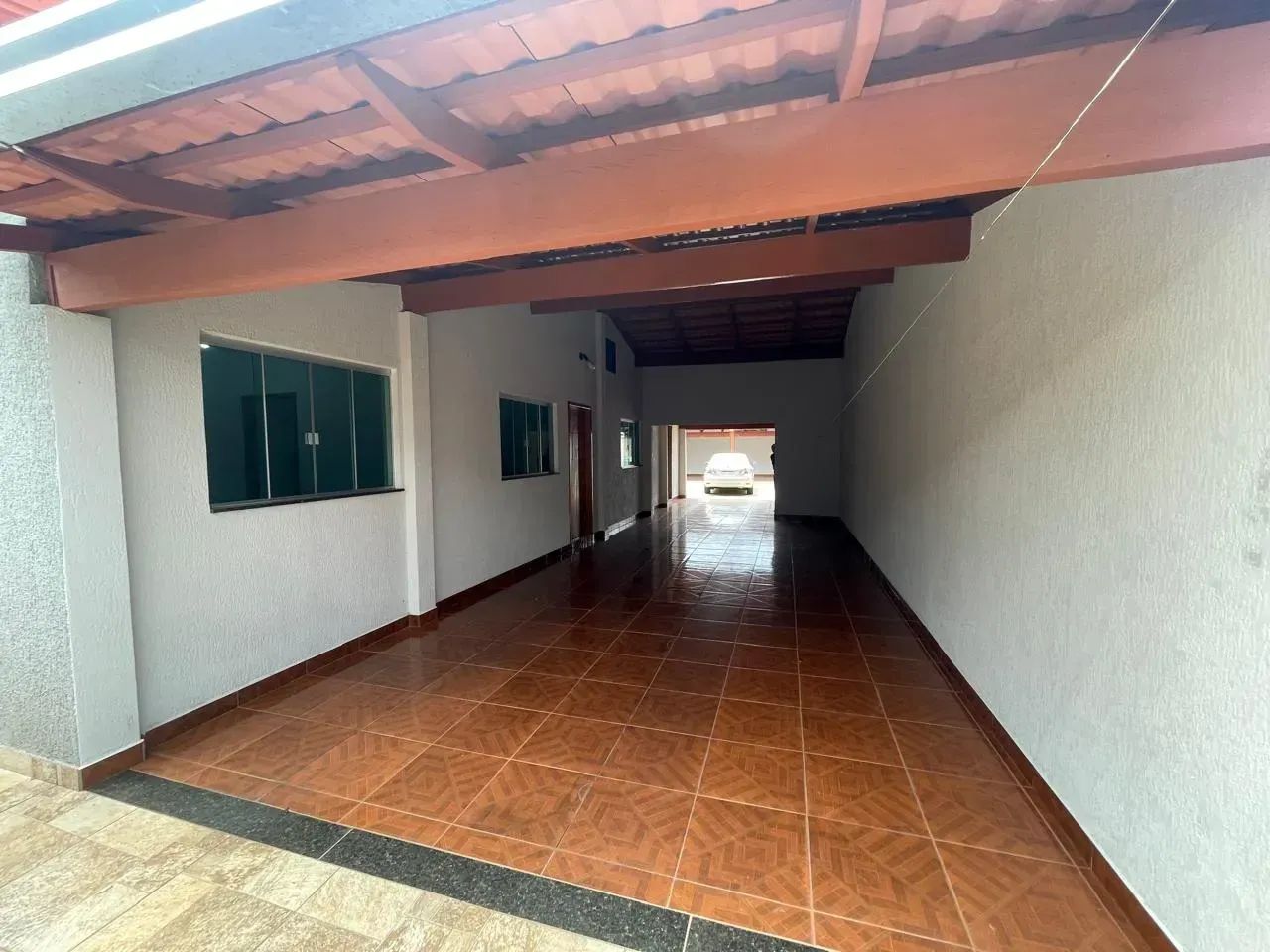 CASA SÂO CARLOS COM ÁREA DO TERENO 360 M2 ÁREA DE COSTR. 220  - Anápolis - GO - Foto 2