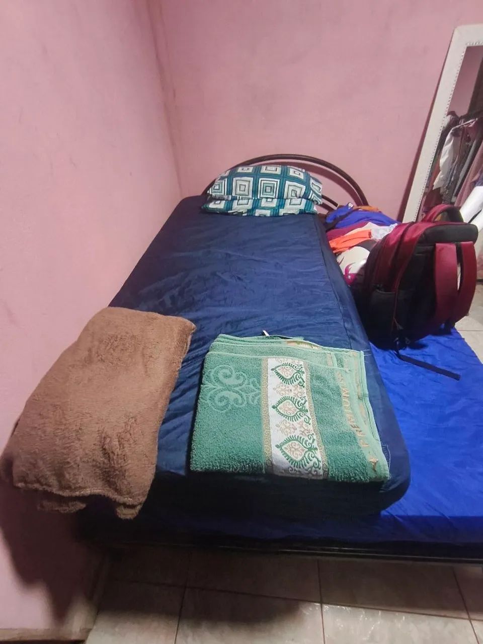 Vendo cama casal 