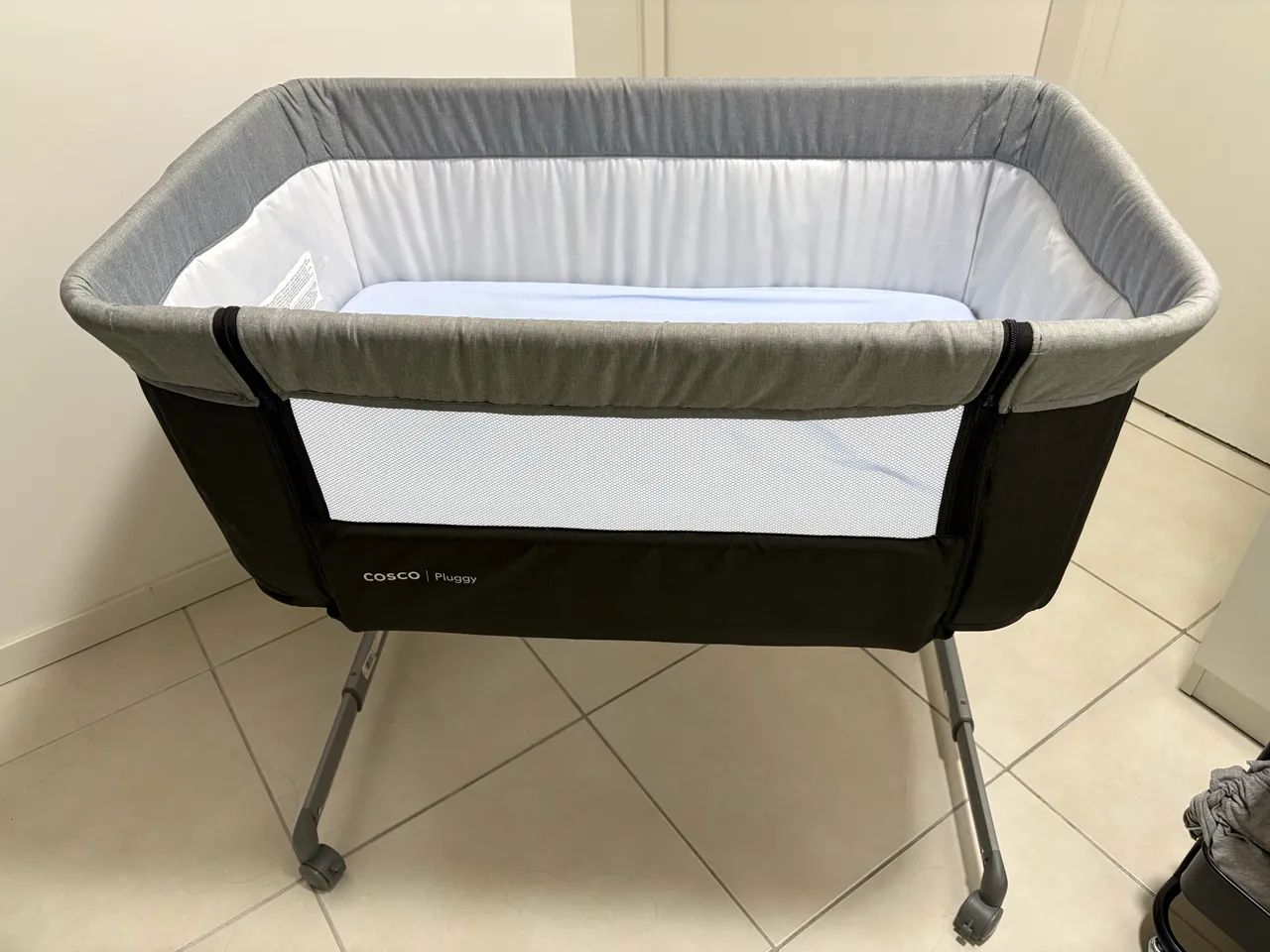 Berço Co-bed Cosco Pluggy 