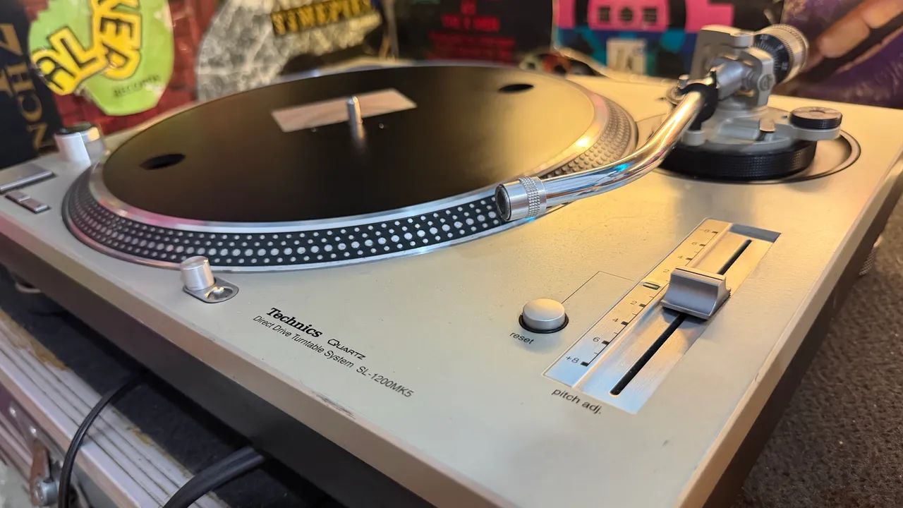 Technics sl 1200 mk5 japonesas o par - Aparelhos de Som