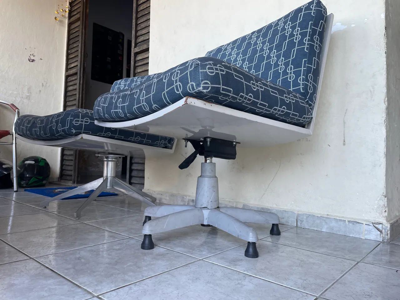 2 Poltronas Giratórias  - Foto 3