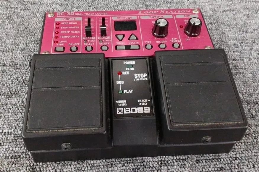 Pedal boss RC30