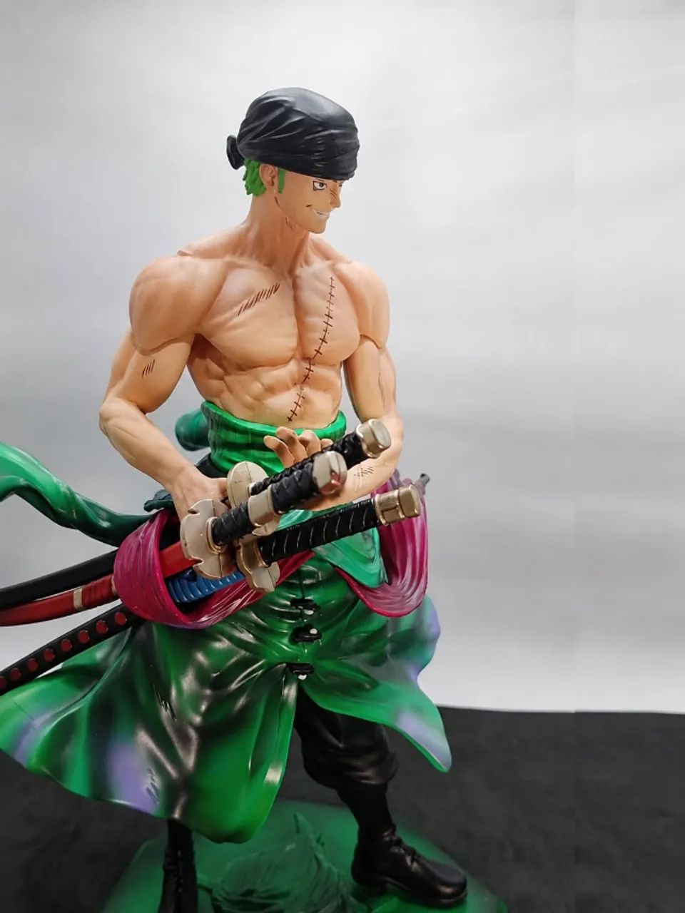 Roronoa Zoro 28cm - One Piece Colecionável - Foto 5