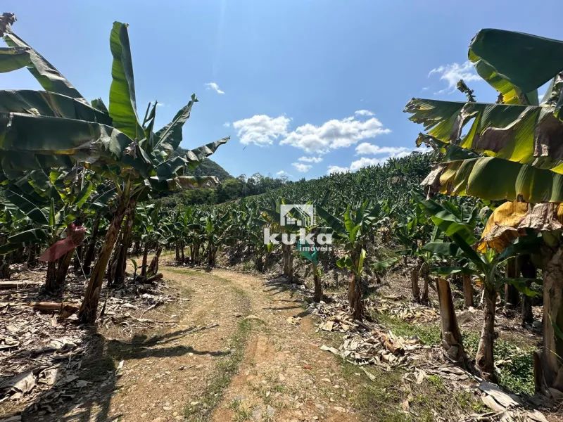 TERRENO À VENDA