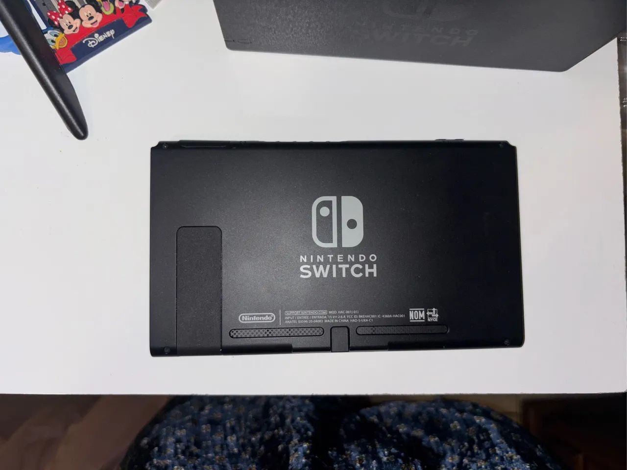 Nintendo Switch 32gb Azul/vermelho Neon V2 - 1 Mês De Uso + Zelda