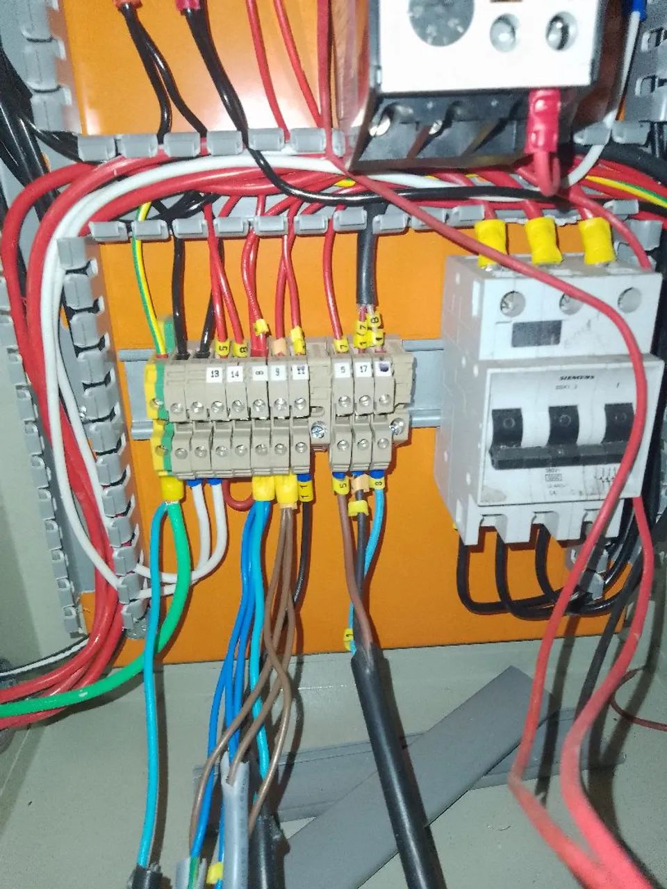 Eletricista  - Foto 3