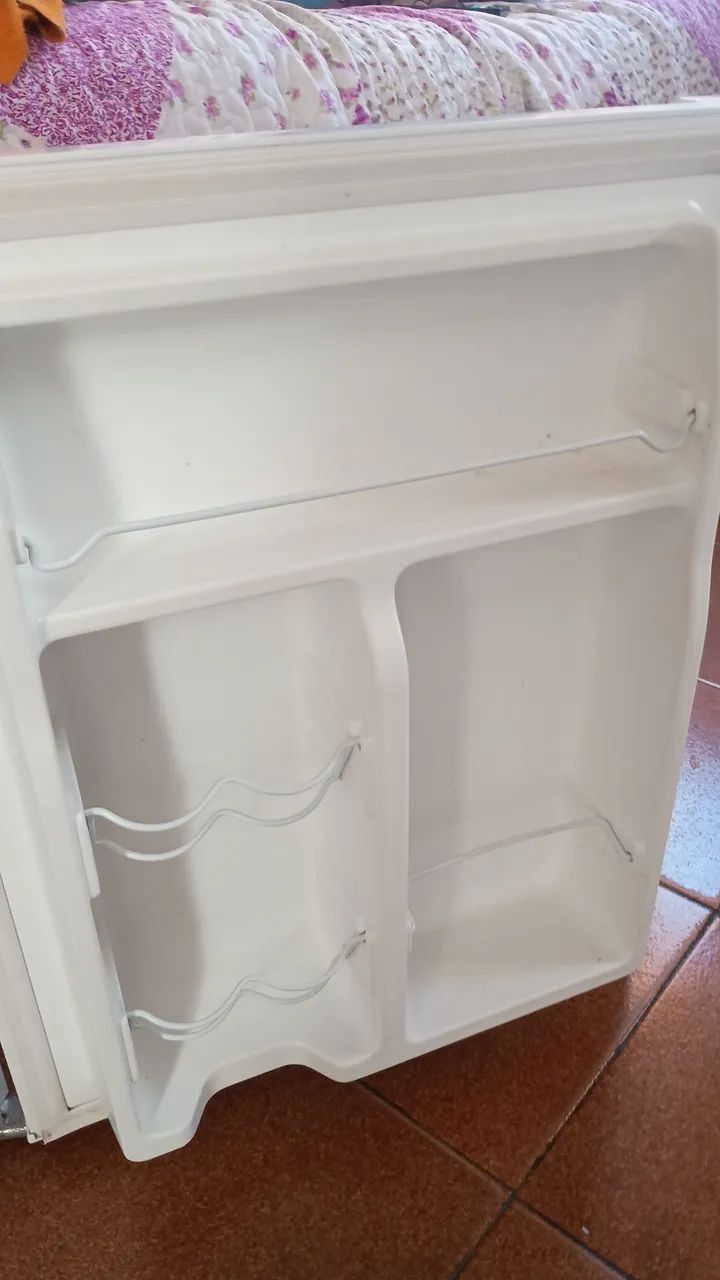 Frigobar usado em BOM ESTADO TEL * - Foto 4