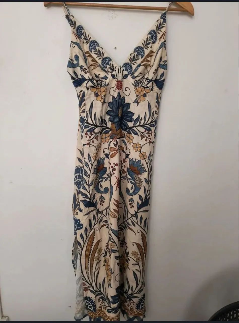 Vestido  cropperd farm