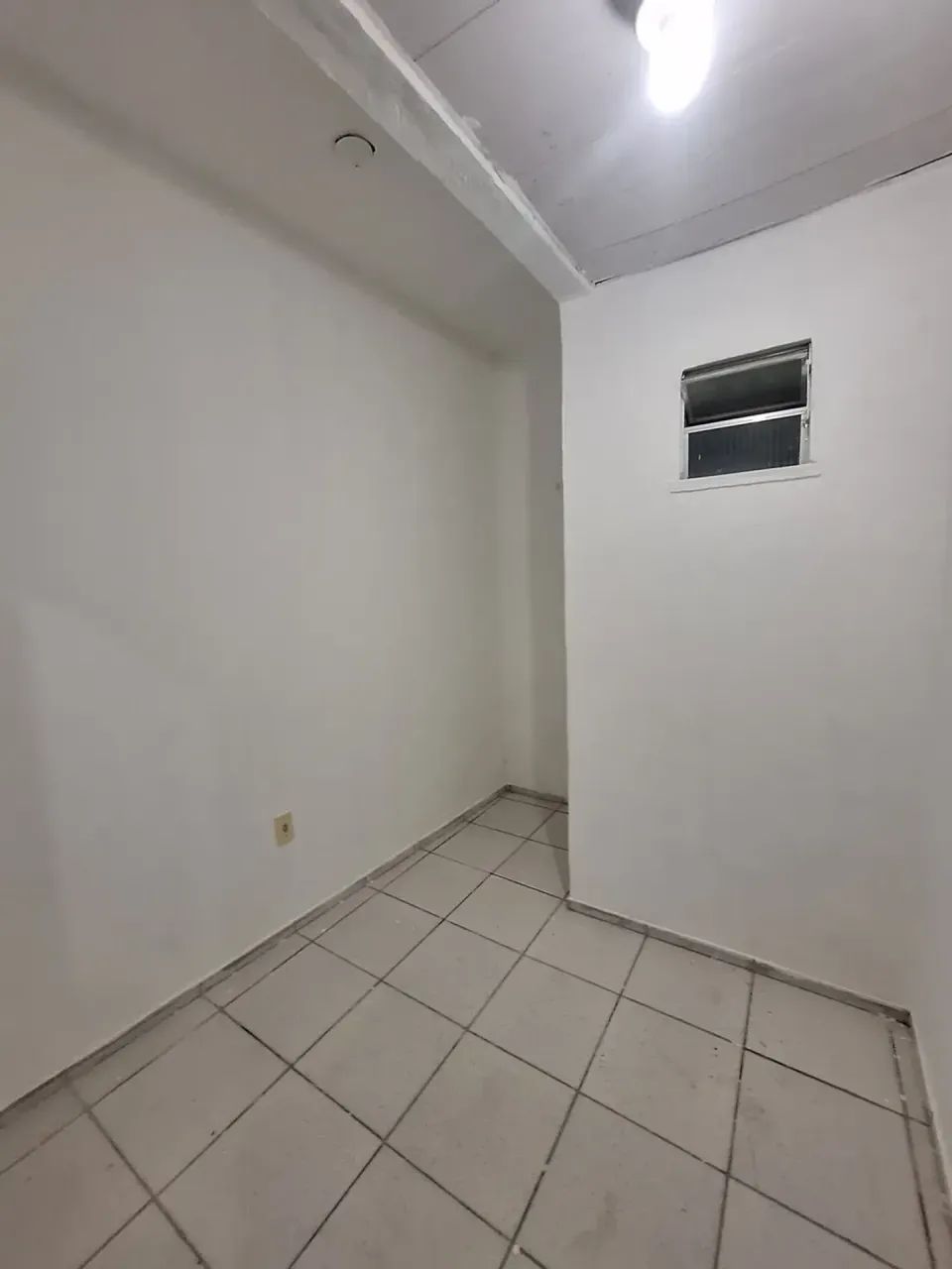 Apartamento compacto na Rua Teodomiro de Castro - Foto 5