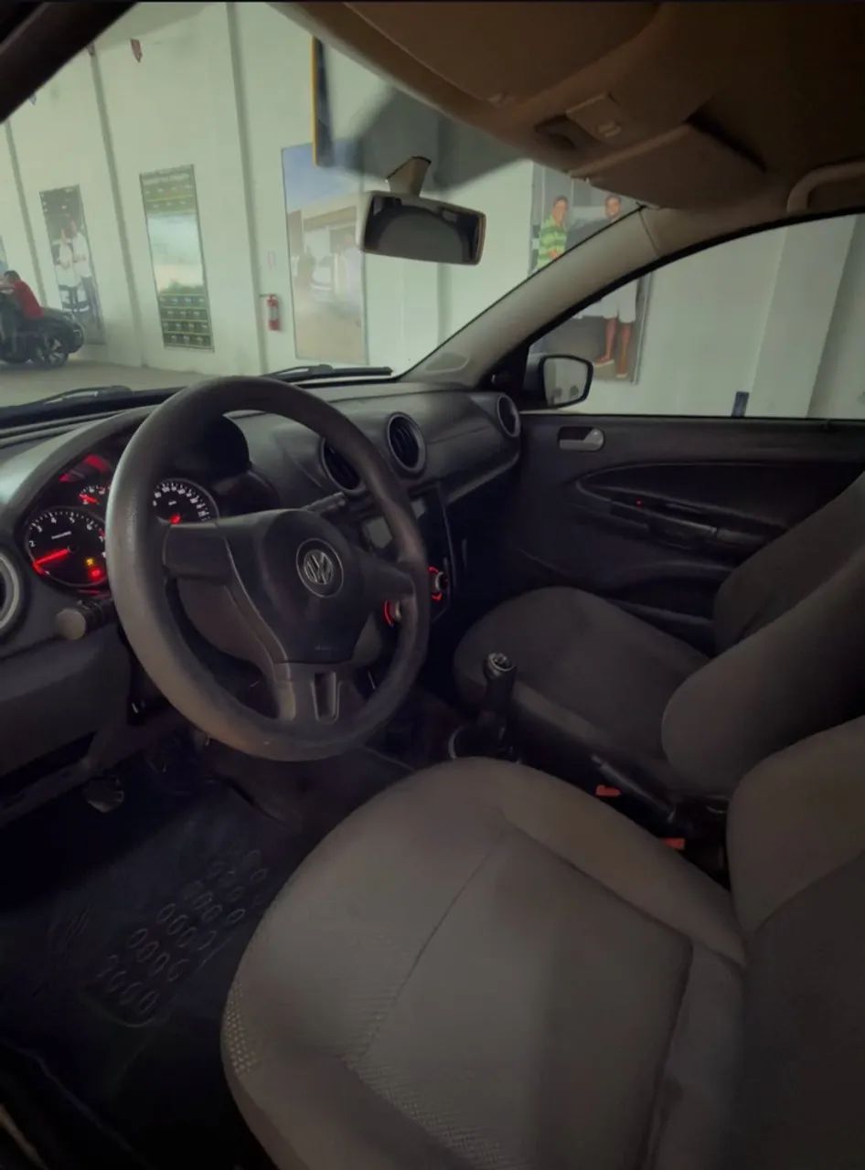 Volkswagen Voyage VOYAGE TREND 1.6 Mi Total Flex 8V 4p 2012