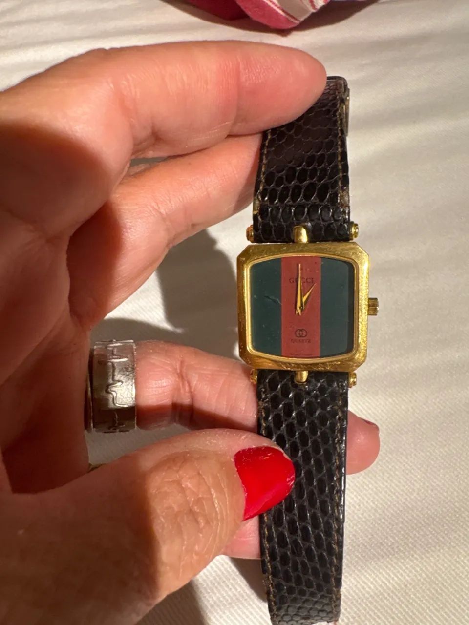 Relógio Gucci