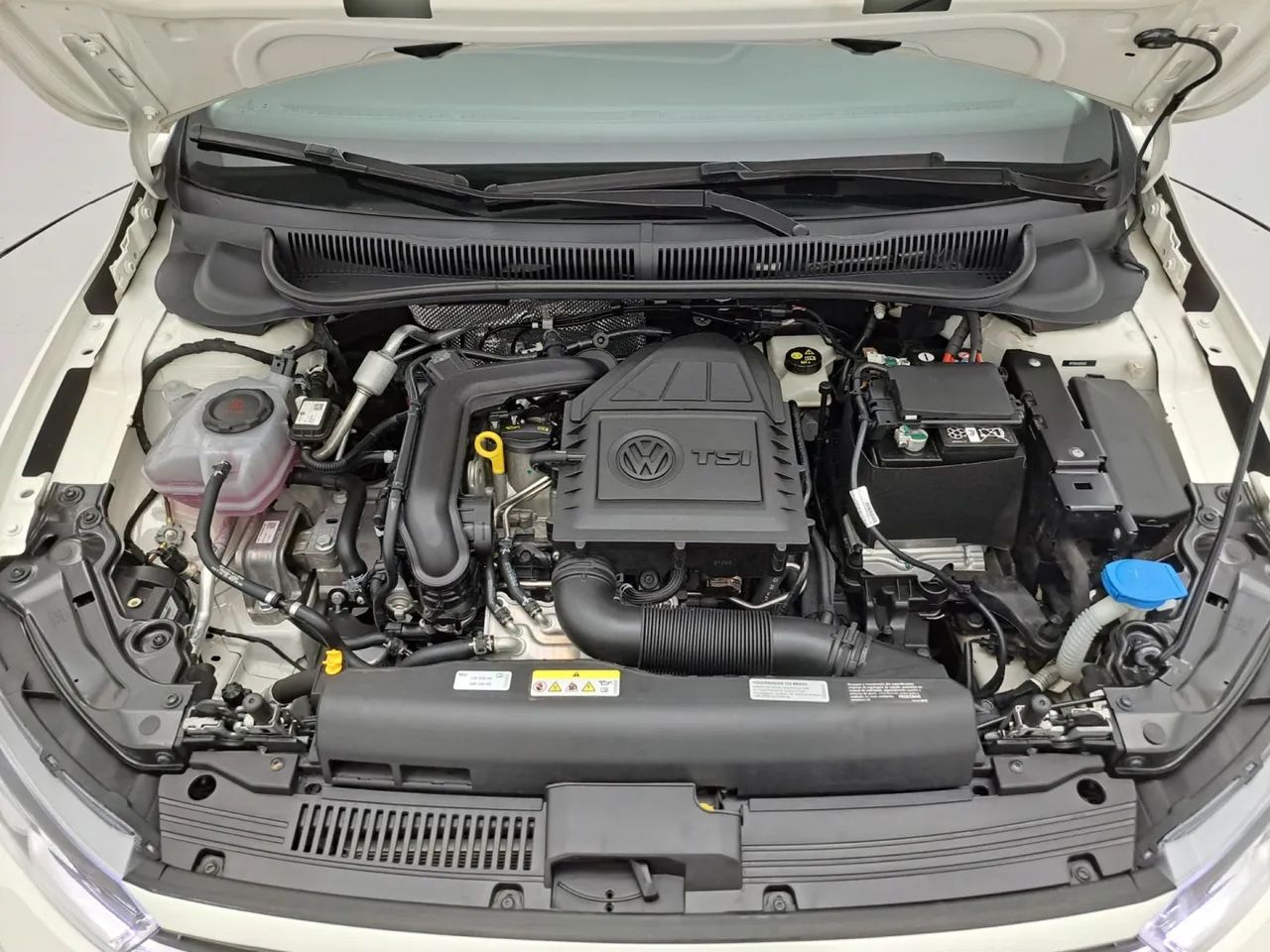 Volkswagen Polo Highline 170 TSI 1.0 Flex 12V Aut., foto 10 de 18
