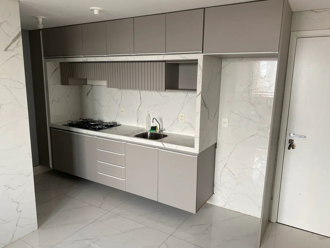 Alugo Apartamento 2 quartos no Aeroclube.