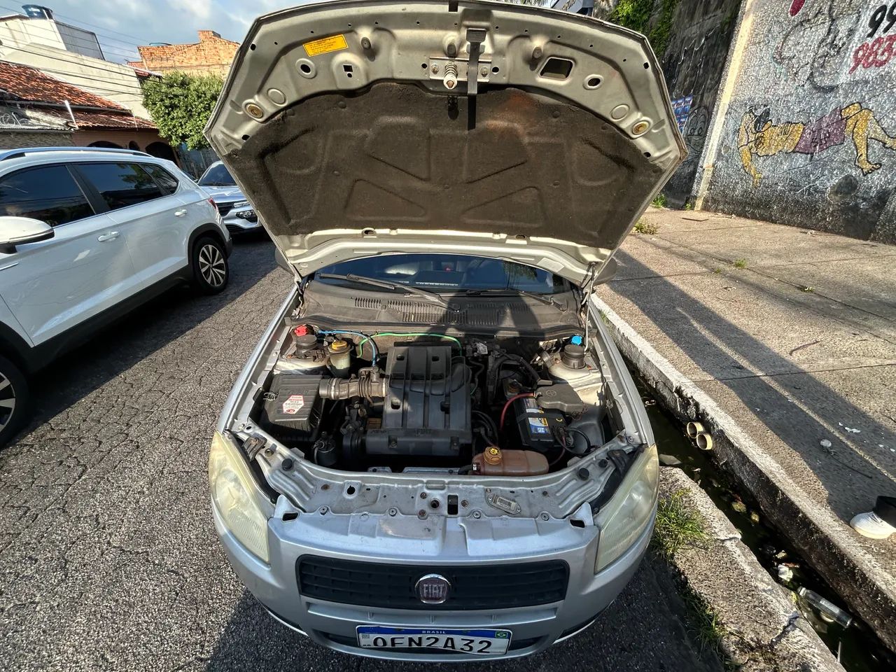 Fiat Strada Working 1.4 MPI Fire Flex 8V CD 2012