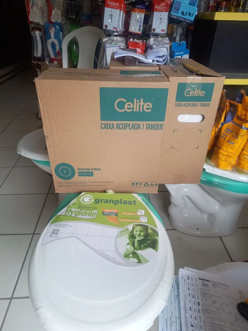 Vaso e Caixa acoplada Celite - loja física 