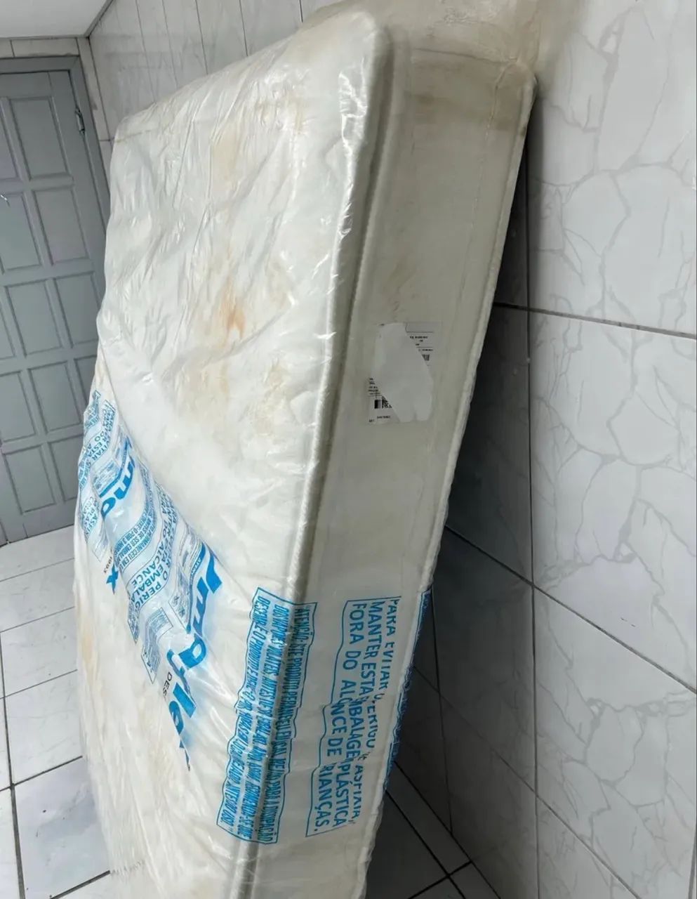 Colchão de Casal no plástico Molas Ensacadas  - Foto 2