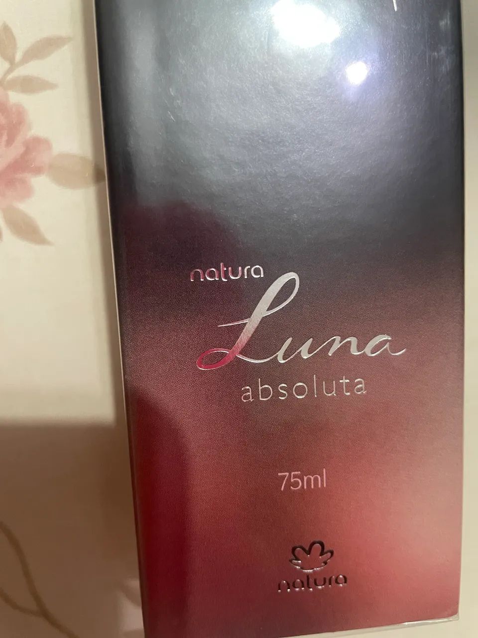 Colônia feminina Luns absoluta