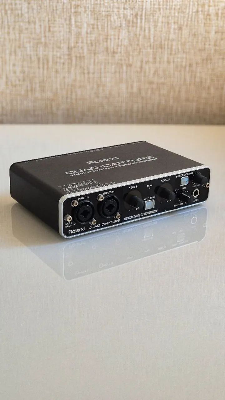 Interface de Áudio Roland Quad-Capture | Profissional | 24bit