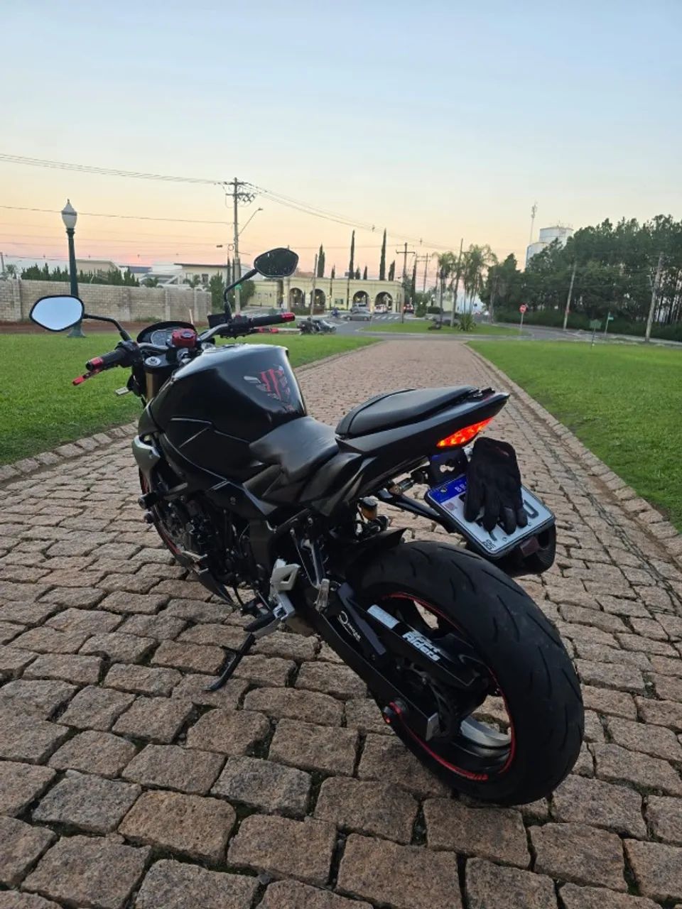 GSR 750A ABS 2016 - Foto 3