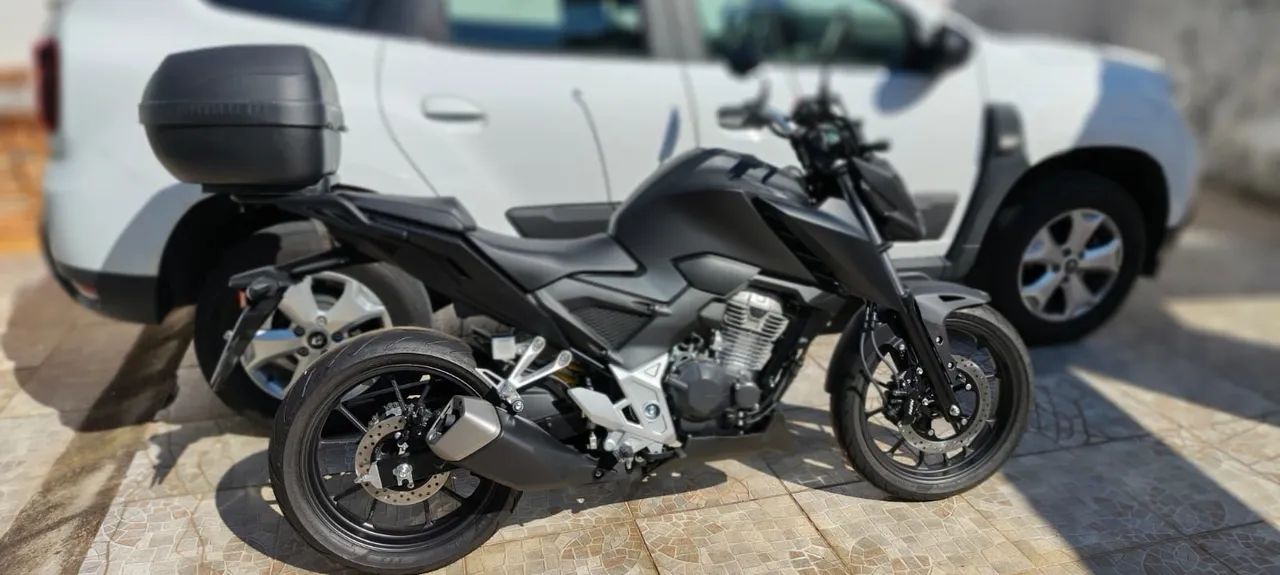 CB 300R Preta - vendo . - Foto 4